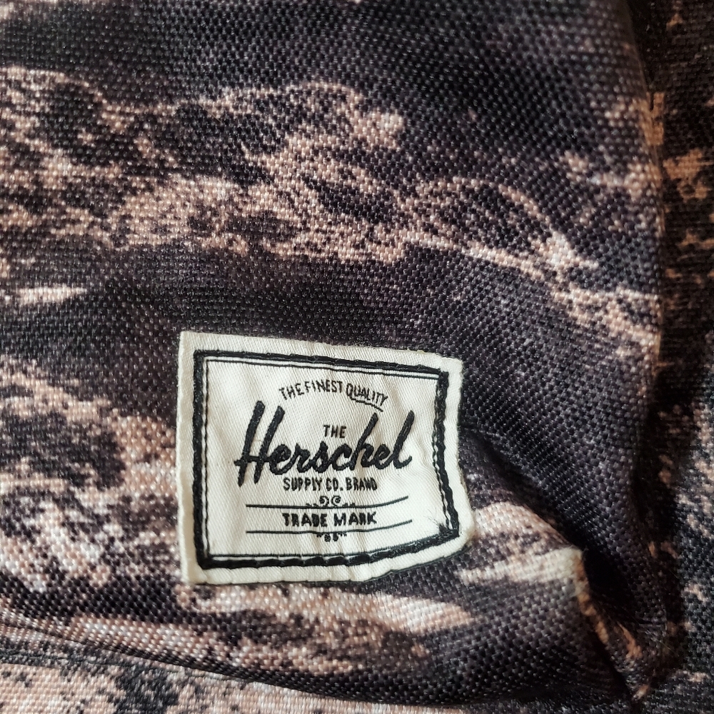 Herschel Medium Backpack - image 2